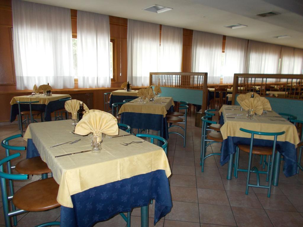 Hotel Holidays Roccaraso Exterior foto