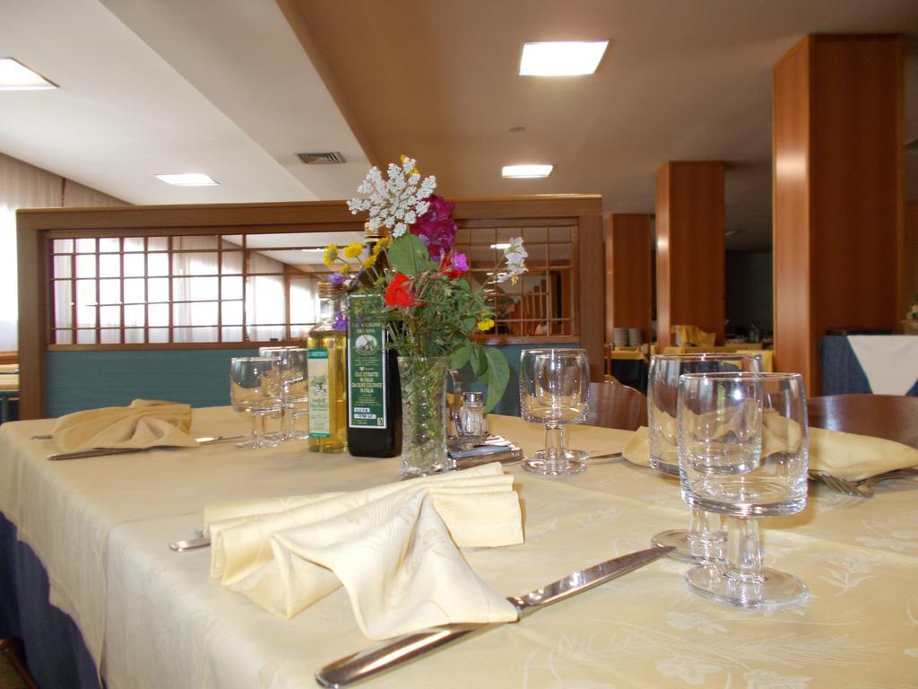 Hotel Holidays Roccaraso Exterior foto